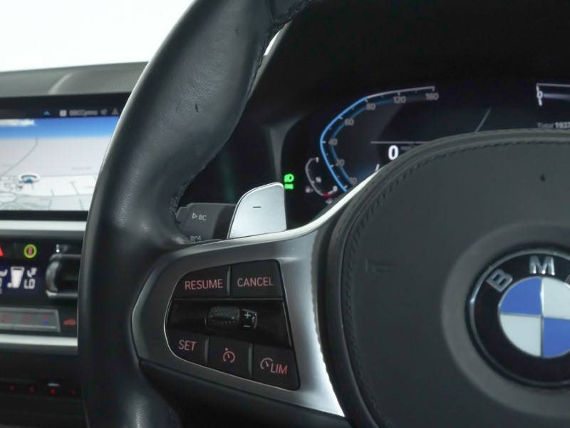 2022 (71) BMW 3 SERIES 320i M Sport 4dr Step Auto 4942441