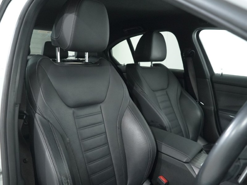 2022 (71) BMW 3 SERIES 320i M Sport 4dr Step Auto 4942415