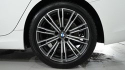 2022 (71) BMW 3 SERIES 320i M Sport 4dr Step Auto 4942454