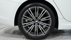 2022 (71) BMW 3 SERIES 320i M Sport 4dr Step Auto 4942418