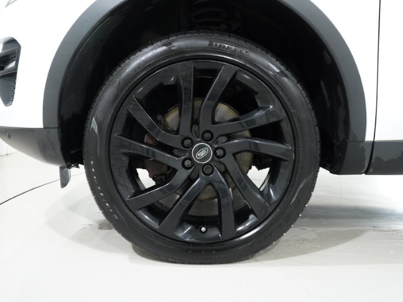 2016 (16) LAND ROVER DISCOVERY SPORT 2.0 TD4 180 HSE Black 5dr Auto 4958043