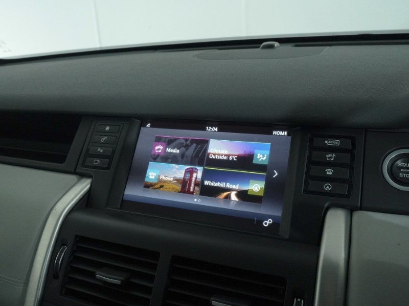 2016 (16) LAND ROVER DISCOVERY SPORT 2.0 TD4 180 HSE Black 5dr Auto 4958028