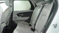 2016 (16) LAND ROVER DISCOVERY SPORT 2.0 TD4 180 HSE Black 5dr Auto 4957999