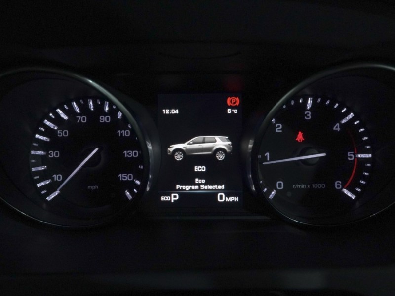 2016 (16) LAND ROVER DISCOVERY SPORT 2.0 TD4 180 HSE Black 5dr Auto 4958035