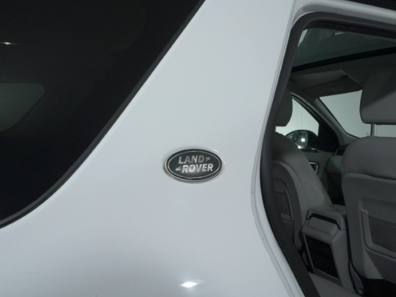 2016 (16) LAND ROVER DISCOVERY SPORT 2.0 TD4 180 HSE Black 5dr Auto 4958012