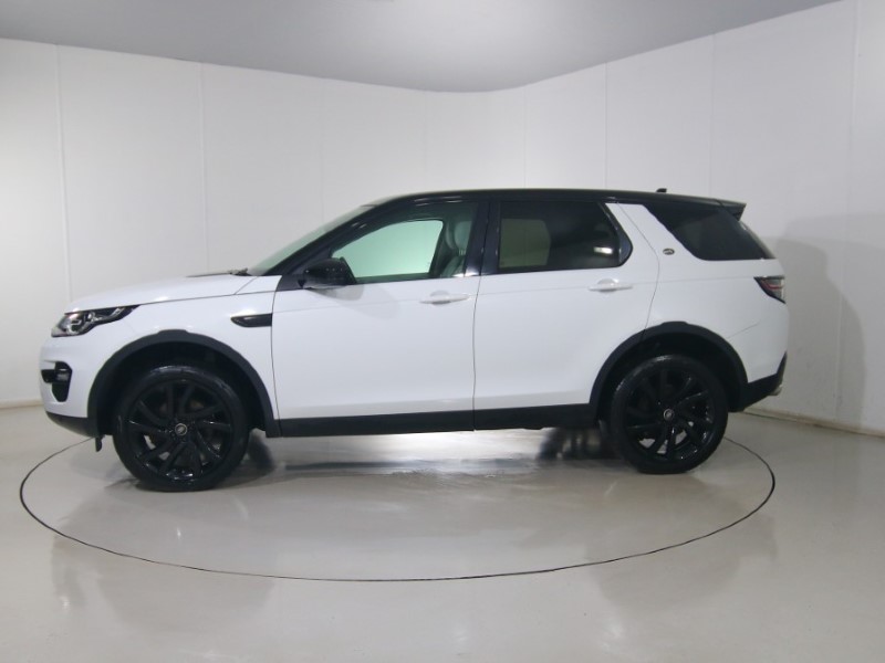 2016 (16) LAND ROVER DISCOVERY SPORT 2.0 TD4 180 HSE Black 5dr Auto 4958047