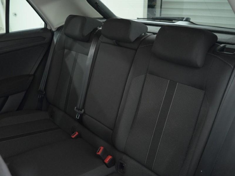 2022 (72) VOLKSWAGEN T-ROC 1.0 TSI Life 5dr 4968954