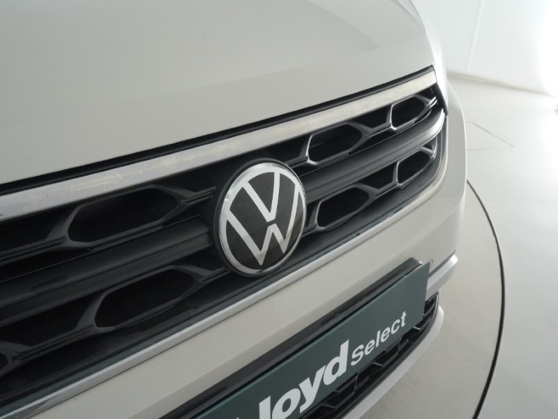 2022 (72) VOLKSWAGEN T-ROC 1.0 TSI Life 5dr 4968952