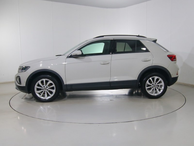 2022 (72) VOLKSWAGEN T-ROC 1.0 TSI Life 5dr 4968979