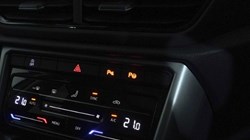 2022 (72) VOLKSWAGEN T-ROC 1.0 TSI Life 5dr 4968973