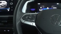 2022 (72) VOLKSWAGEN T-ROC 1.0 TSI Life 5dr 4968962