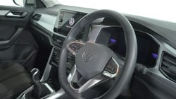 2022 (72) VOLKSWAGEN T-ROC 1.0 TSI Life 5dr 4968949
