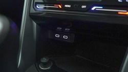 2022 (72) VOLKSWAGEN T-ROC 1.0 TSI Life 5dr 4968967