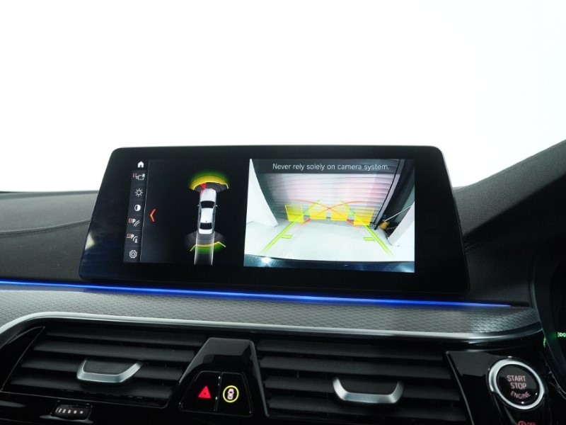 2018 (18) BMW 5 SERIES 540i xDrive M Sport 4dr Auto 4970772