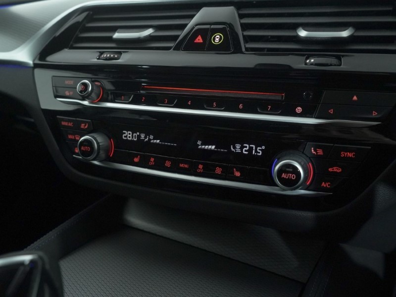 2018 (18) BMW 5 SERIES 540i xDrive M Sport 4dr Auto 4970764