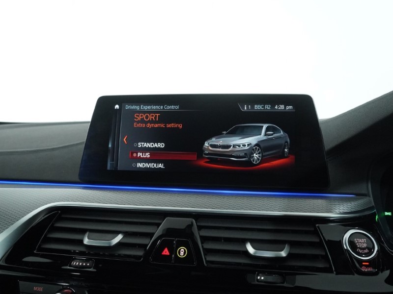 2018 (18) BMW 5 SERIES 540i xDrive M Sport 4dr Auto 4970769