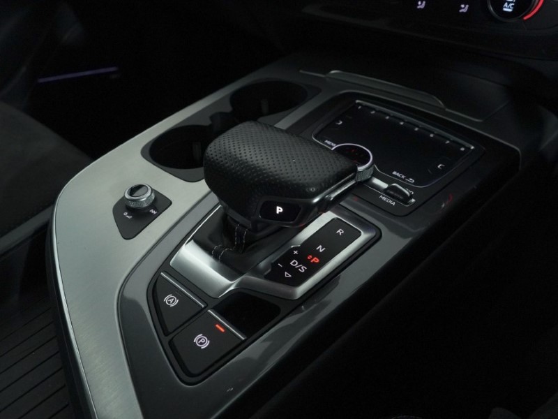 2018 (68) AUDI Q7 50 TDI Quattro S Line 5dr Tiptronic 4963347