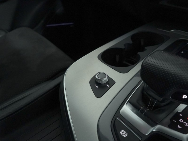 2018 (68) AUDI Q7 50 TDI Quattro S Line 5dr Tiptronic 4963349