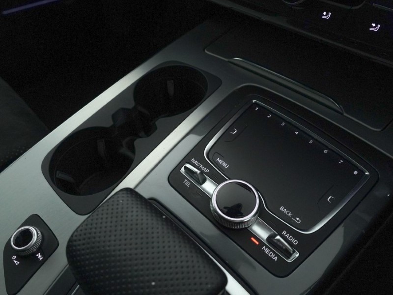 2018 (68) AUDI Q7 50 TDI Quattro S Line 5dr Tiptronic 4963345