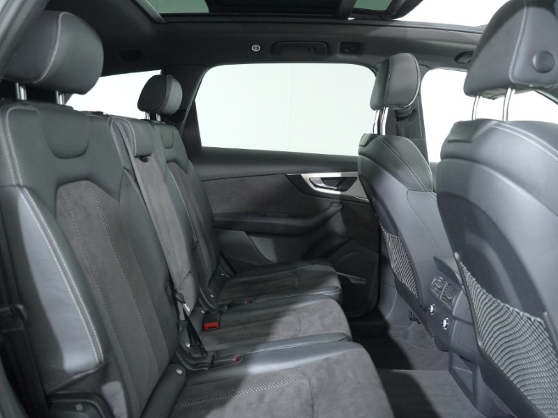 2018 (68) AUDI Q7 50 TDI Quattro S Line 5dr Tiptronic 4963368