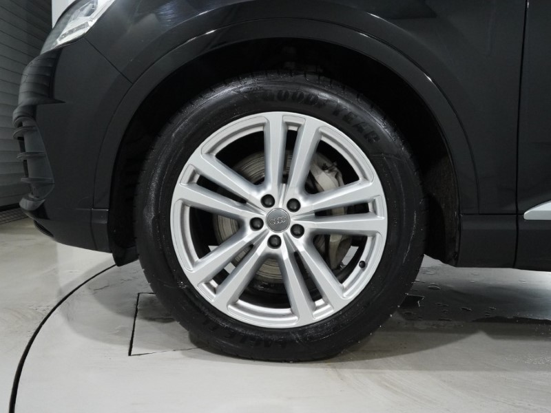 2018 (68) AUDI Q7 50 TDI Quattro S Line 5dr Tiptronic 4963377