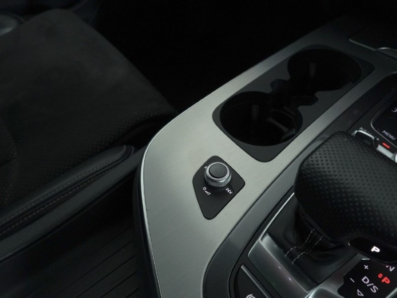 2018 (68) AUDI Q7 50 TDI Quattro S Line 5dr Tiptronic 4963348