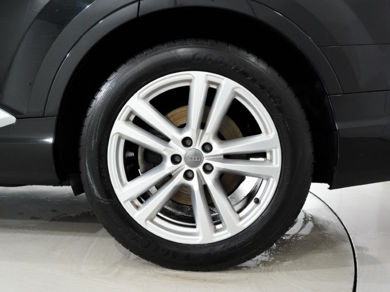 2018 (68) AUDI Q7 50 TDI Quattro S Line 5dr Tiptronic 4963375