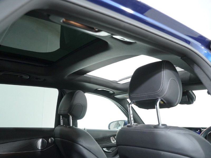 2020 (70) MERCEDES-BENZ GLC 300d 4Matic AMG Line Premium Pls 5dr 9G-Tronic 4984012