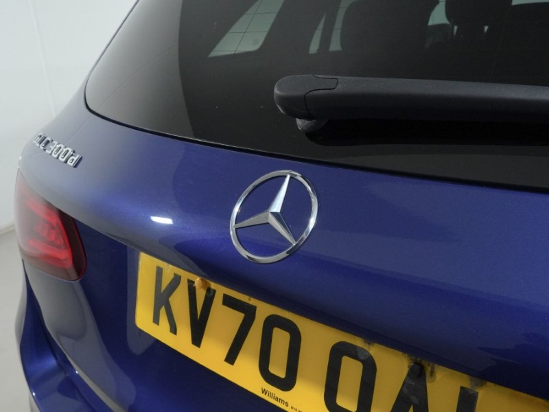 2020 (70) MERCEDES-BENZ GLC 300d 4Matic AMG Line Premium Pls 5dr 9G-Tronic 4983999