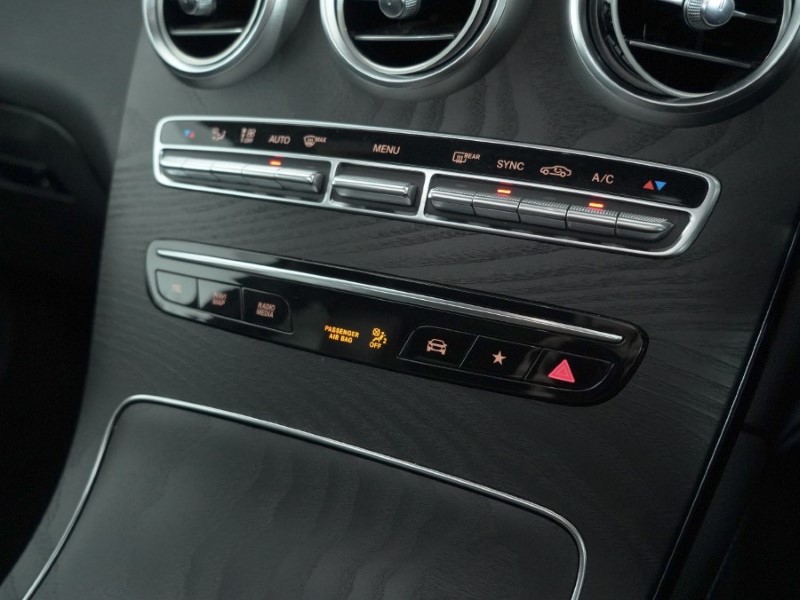 2020 (70) MERCEDES-BENZ GLC 300d 4Matic AMG Line Premium Pls 5dr 9G-Tronic 4984036