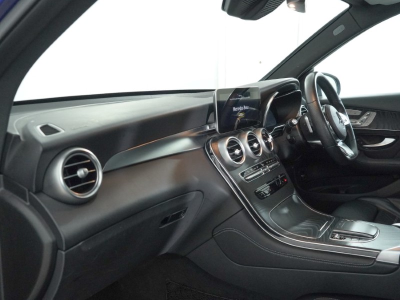 2020 (70) MERCEDES-BENZ GLC 300d 4Matic AMG Line Premium Pls 5dr 9G-Tronic 4984005