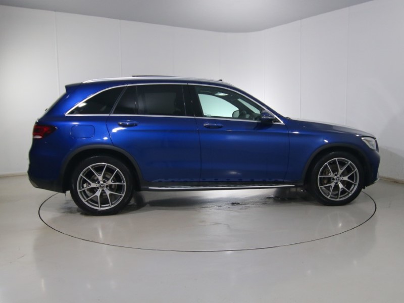 2020 (70) MERCEDES-BENZ GLC 300d 4Matic AMG Line Premium Pls 5dr 9G-Tronic 4984057