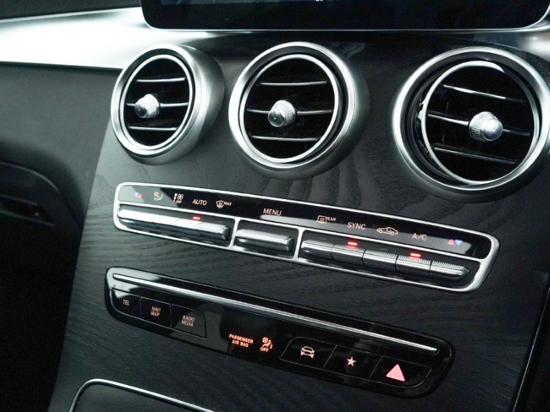 2020 (70) MERCEDES-BENZ GLC 300d 4Matic AMG Line Premium Pls 5dr 9G-Tronic 4984034