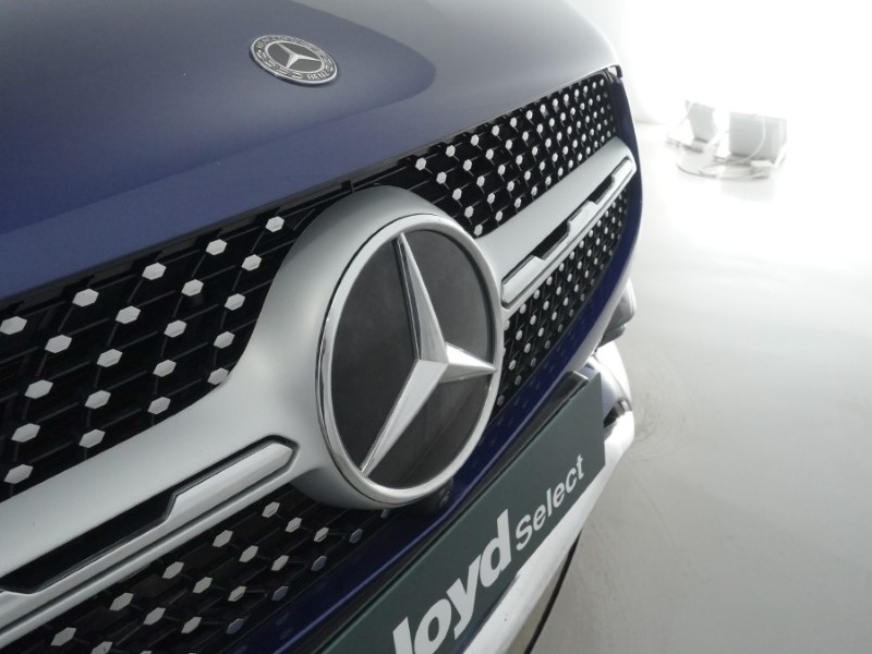 2020 (70) MERCEDES-BENZ GLC 300d 4Matic AMG Line Premium Pls 5dr 9G-Tronic 4984023