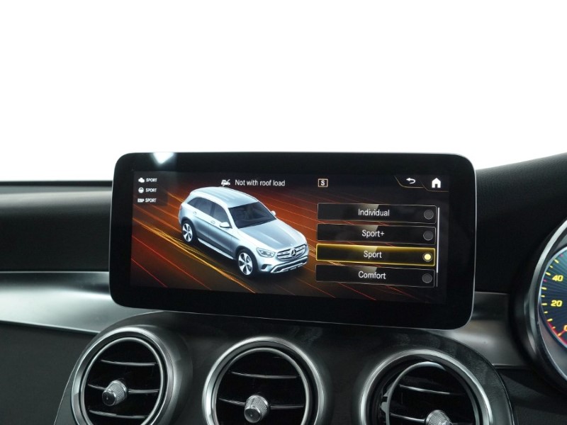 2020 (70) MERCEDES-BENZ GLC 300d 4Matic AMG Line Premium Pls 5dr 9G-Tronic 4984040