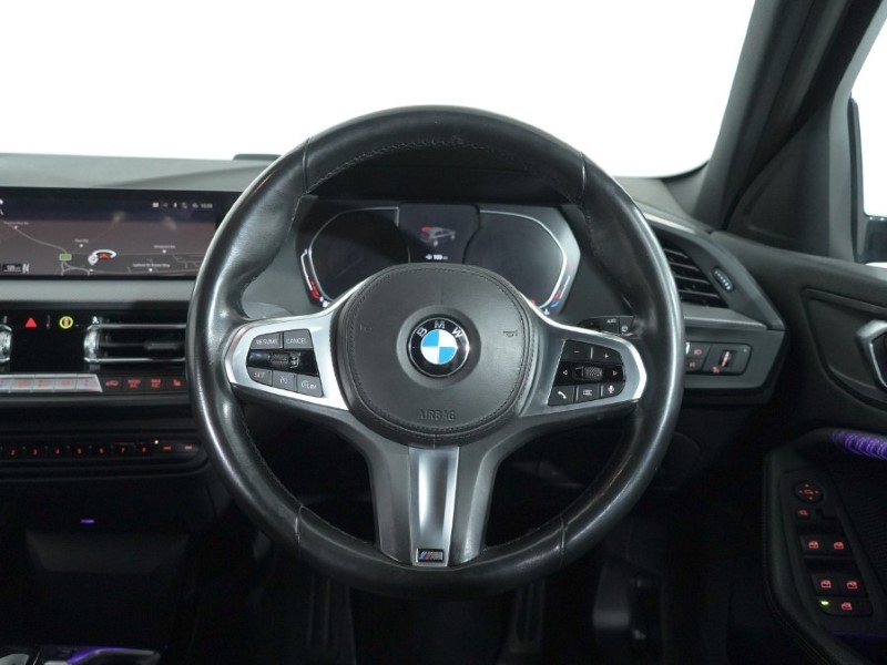 2020 (70) BMW 1 SERIES 118i M Sport 5dr Step Auto 4960157
