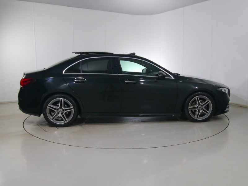2021 (70) MERCEDES-BENZ A CLASS A200d AMG Line Premium Plus 4dr Auto 4983297