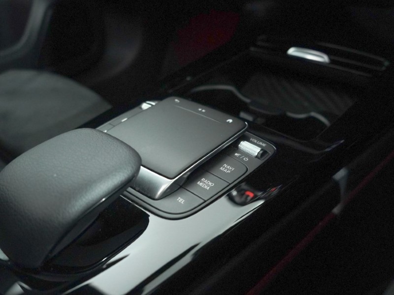 2021 (70) MERCEDES-BENZ A CLASS A200d AMG Line Premium Plus 4dr Auto 4983277