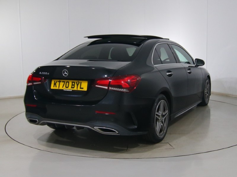 2021 (70) MERCEDES-BENZ A CLASS A200d AMG Line Premium Plus 4dr Auto 4983296