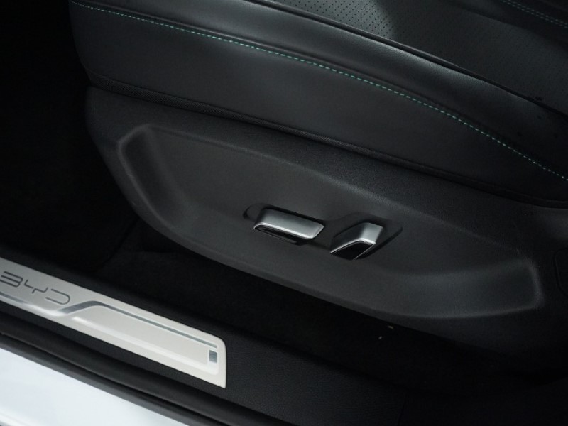 2024 (74) BYD SEAL U 1.5 DM-i Boost 5dr Auto 5049851