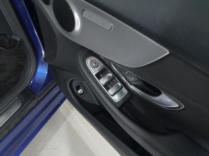 2019 (69) MERCEDES-BENZ C CLASS C300d AMG Line Premium 2dr 9G-Tronic 4983908