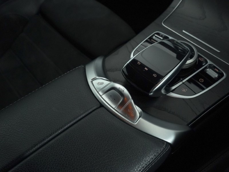 2019 (69) MERCEDES-BENZ C CLASS C300d AMG Line Premium 2dr 9G-Tronic 4983939