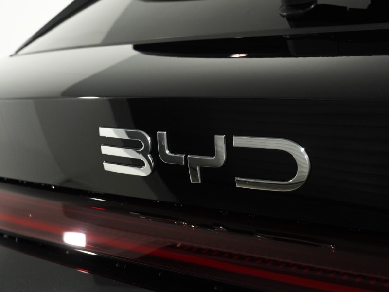  BYD SEAL U 1.5 DM-i Boost 5dr Auto 5702428