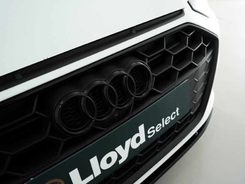 2022 (22) AUDI A4 35 TFSI Black Edition 5dr S Tronic 4981634