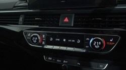 2022 (22) AUDI A4 35 TFSI Black Edition 5dr S Tronic 4981646