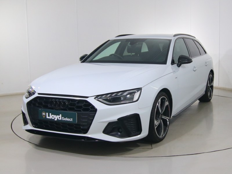 2022 (22) AUDI A4 35 TFSI Black Edition 5dr S Tronic 4981670