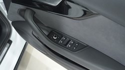 2022 (22) AUDI A4 35 TFSI Black Edition 5dr S Tronic 4981639