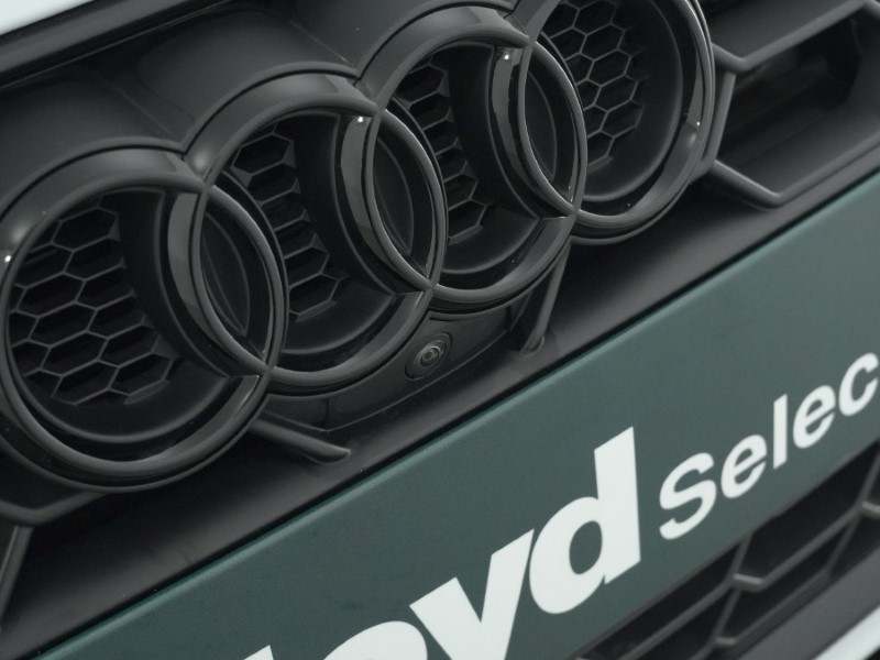 2022 (22) AUDI A4 35 TFSI Black Edition 5dr S Tronic 4981635