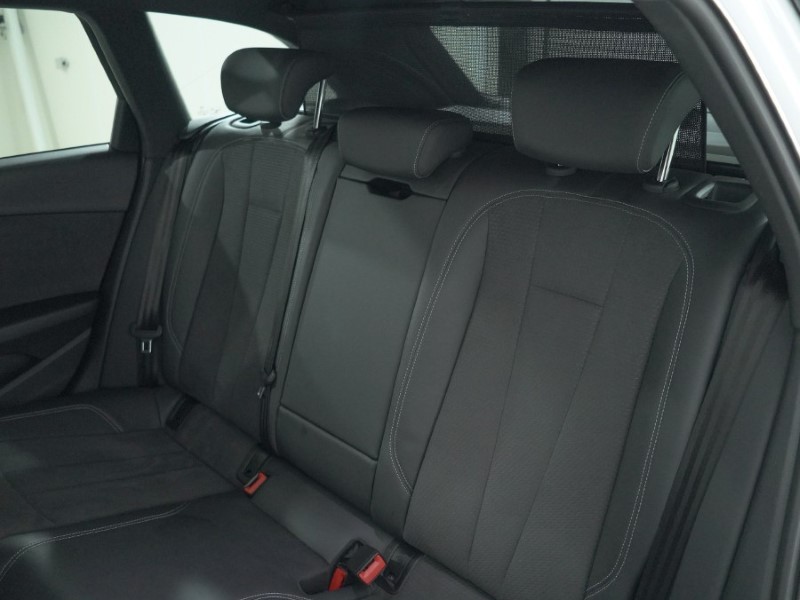 2022 (22) AUDI A4 35 TFSI Black Edition 5dr S Tronic 4981628