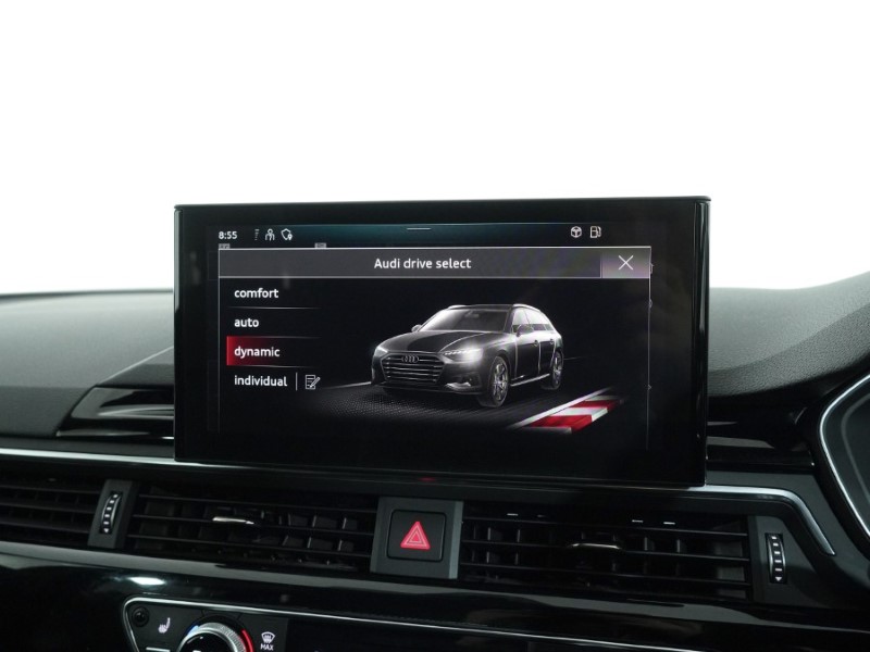 2022 (22) AUDI A4 35 TFSI Black Edition 5dr S Tronic 4981658